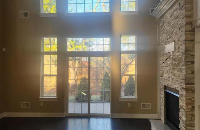 35 Abbey Road - 35 Abbey Road, Tinton Falls, NJ 07753