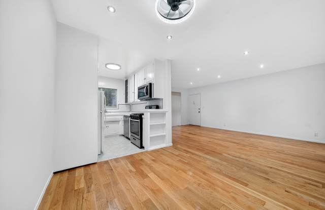 918 7th St. photos photos