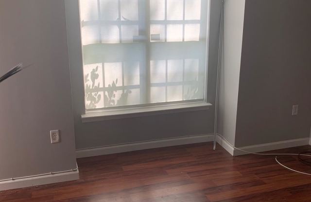 1522 PIN OAK DRIVE Gallery 2