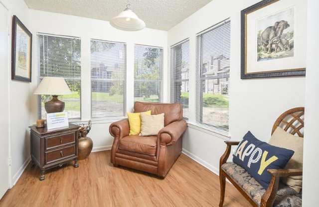410 E William Cannon Dr 75528 Gallery 4