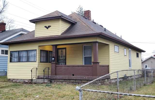 350 S Oxford Street photos photos