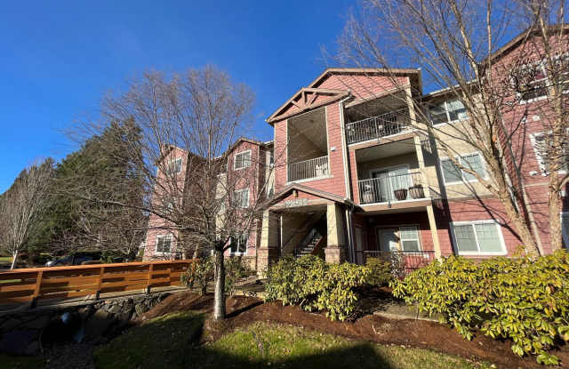 Spacious Beaverton 2 Bed 2 Bath Condo - Garage Parking and Washer, Dryer included! photos photos