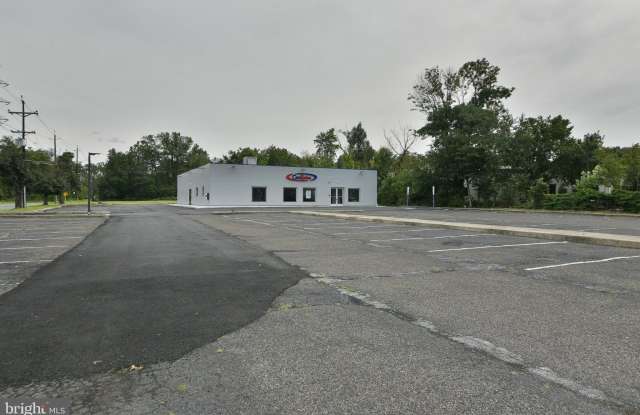 2 CARNEGIE Road Gallery 3