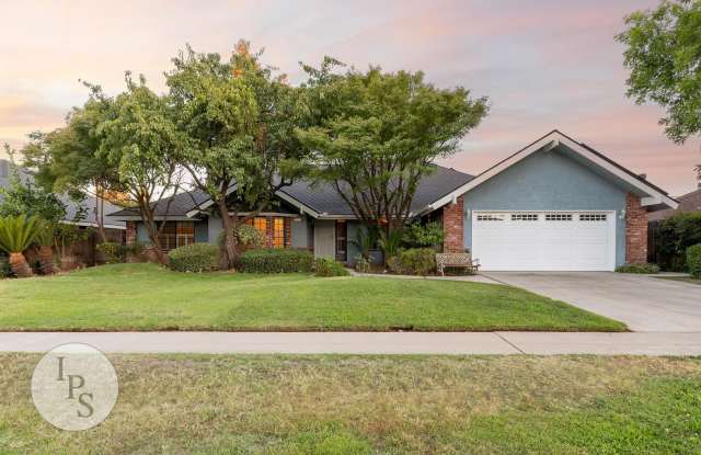 Woodward Park Home, 3BR/2BA, Pool, Spa, Granite, Tile Floors, Custom Cabinet, Patio  more! photos photos