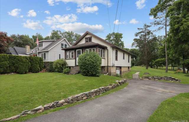 37 Yates Avenue Gallery 2