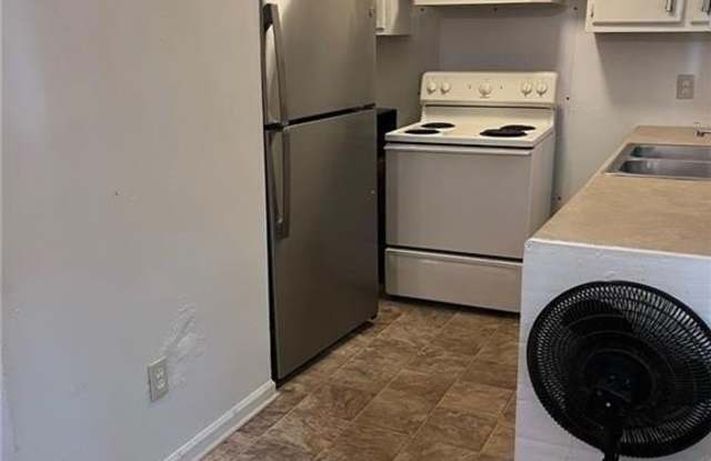 1242 Woodbriar Avenue Gallery 3