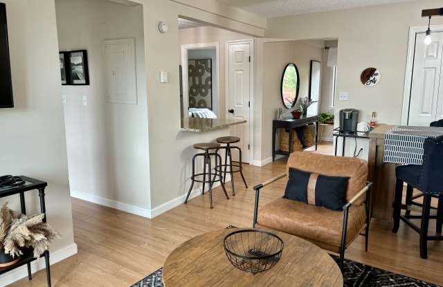 144 Treetop Circle Gallery 3