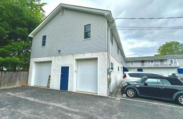 108 N Wildwood Boulevard Gallery 2