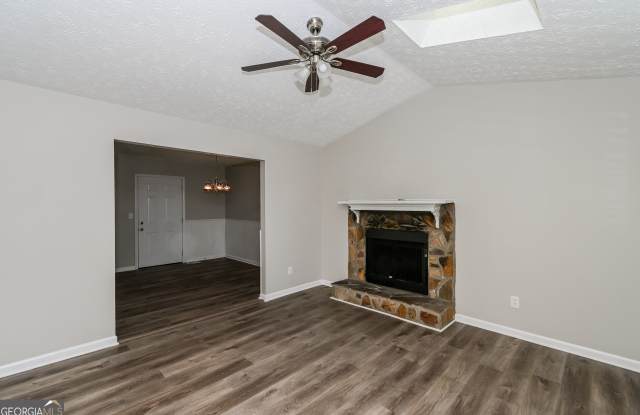 1595 Olde Oak Gallery 4