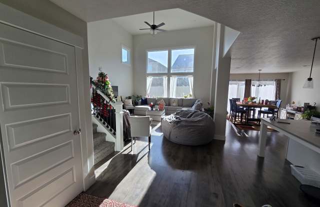 4203 West Gate Keeper Drive Gallery 2