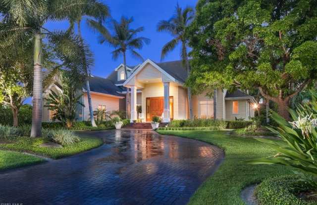 2750 Treasure Ln photos photos