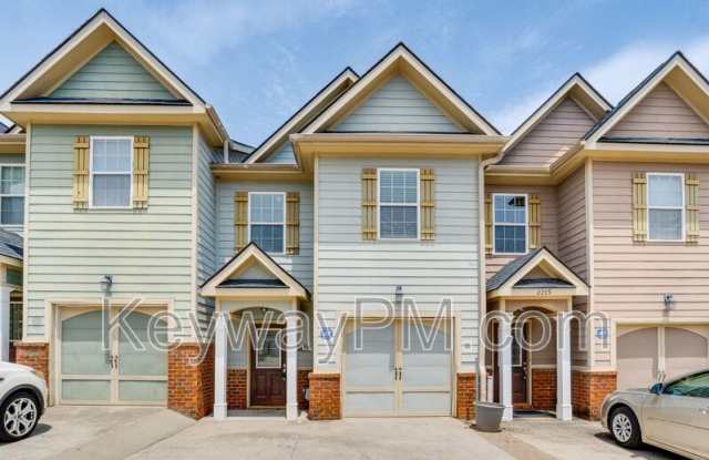 2207 River Park Court photos photos