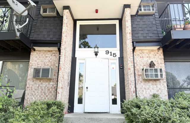 915 Westmoreland Drive - 915 Westmoreland Drive, Vernon Hills, IL 60061