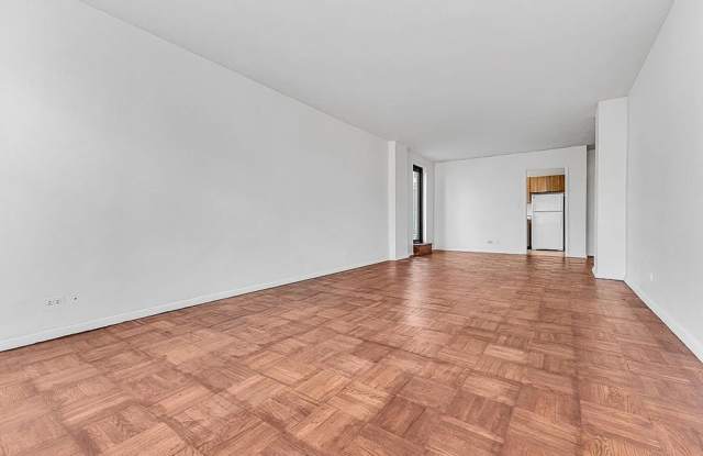 301 E 69th St Apt 14B Gallery 2