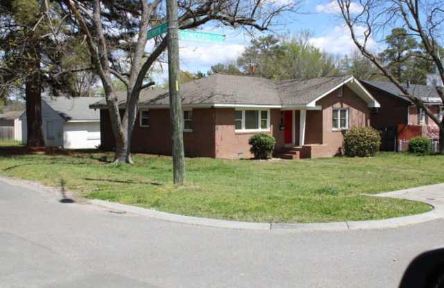 Spacious 3 Bedroom 1 Bath Rancher! photos photos