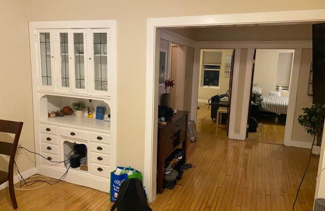 HUGE 2 bed in Allston Gallery 4