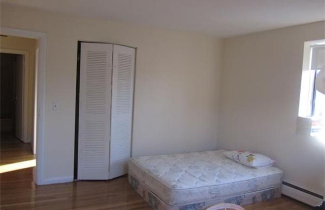 2-bedroom w/H&HW * One Block to BU photos photos