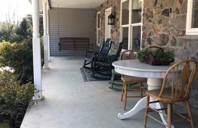 12 Birch Ln Gallery 2