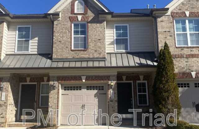 1078 Richmond Park Dr - 1078 Richmond Park Drive, Winston-Salem, NC 27103