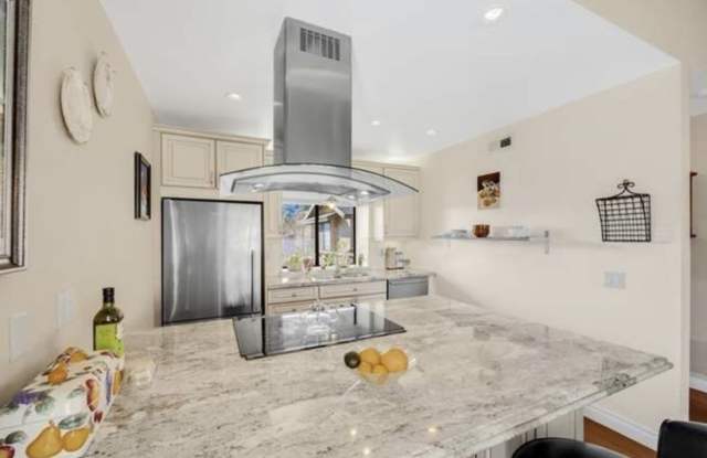 1749 Pala Lake Dr Gallery 3