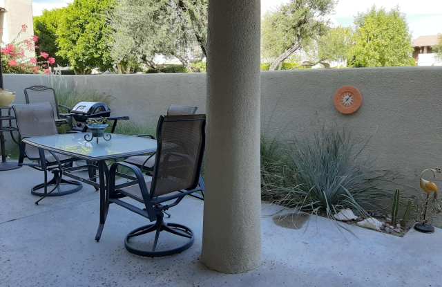 1100 E Amado Road photos photos