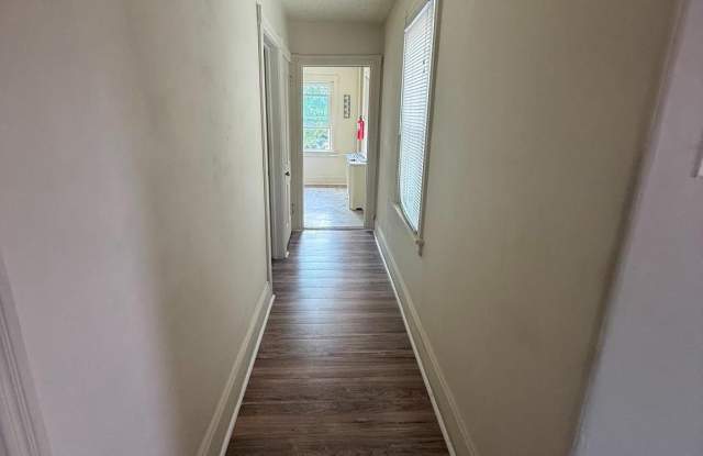 388 W LANCASTER AVENUE photos photos