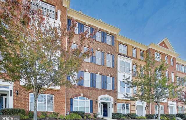 23516 HOPEWELL MANOR Terrace photos photos