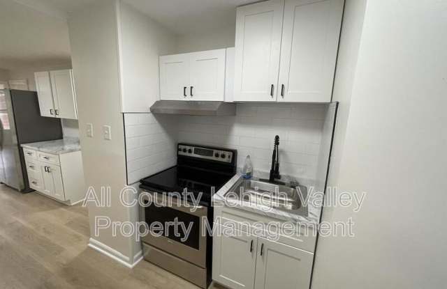 603 N 9th St photos photos