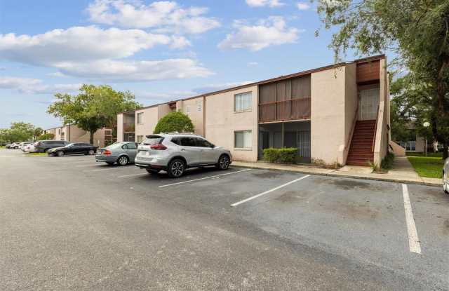 2554 LAKEWAY BRANCH Drive Gallery 1