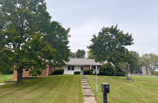 2710 ACADEMY Drive photos photos