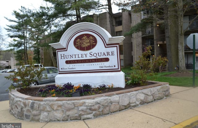 3323 HUNTLEY SQUARE DRIVE - 3323 Huntley Square Drive, Oxon Hill, MD 20748