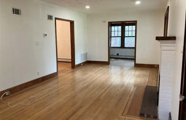 325 Bogert Avenue Gallery 4