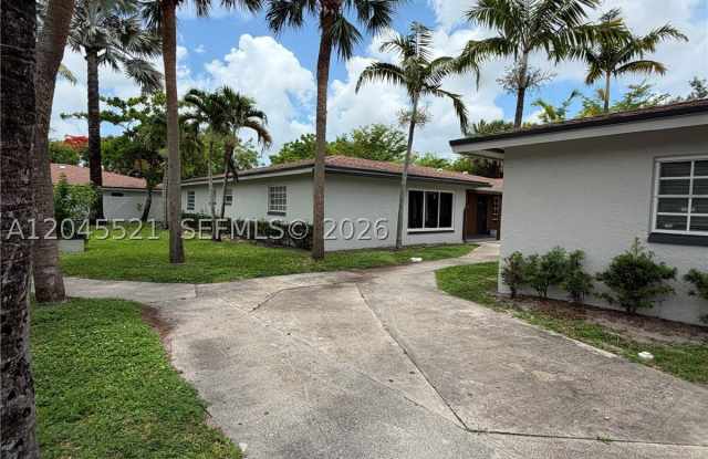 2557 NW 60TH TER Gallery 2