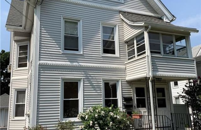 1060 Townsend Avenue - 1060 Townsend Avenue, New Haven, CT 06512