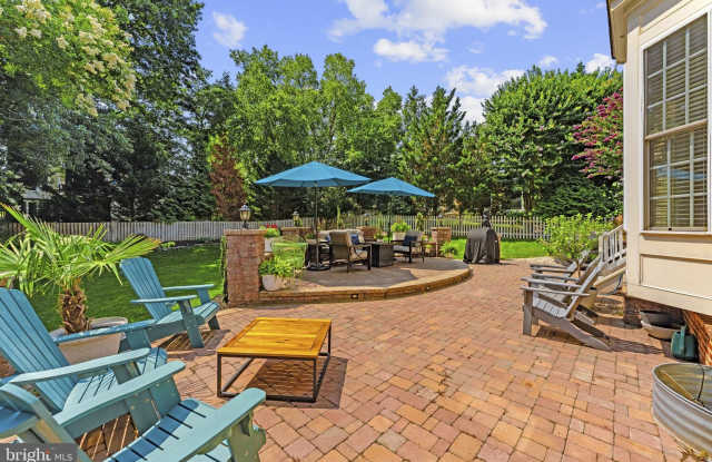 43550 RIVERPOINT Drive Gallery 2