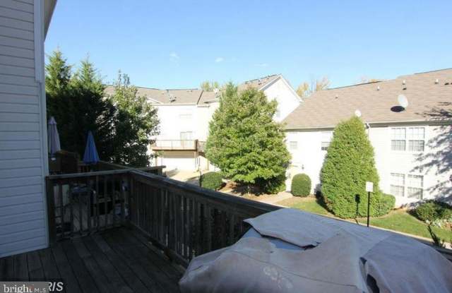 21773 BANCROFT COURT Gallery 4