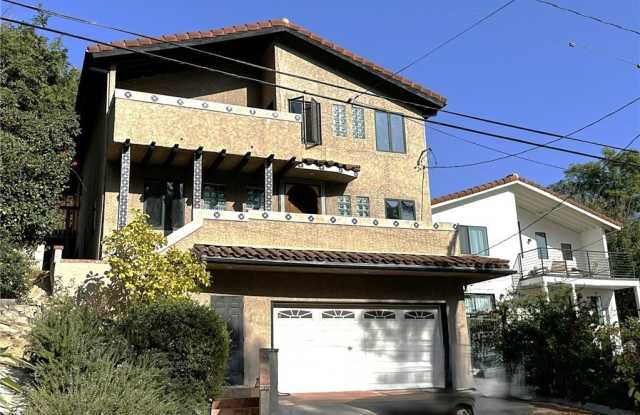 3856 Udell Court photos photos