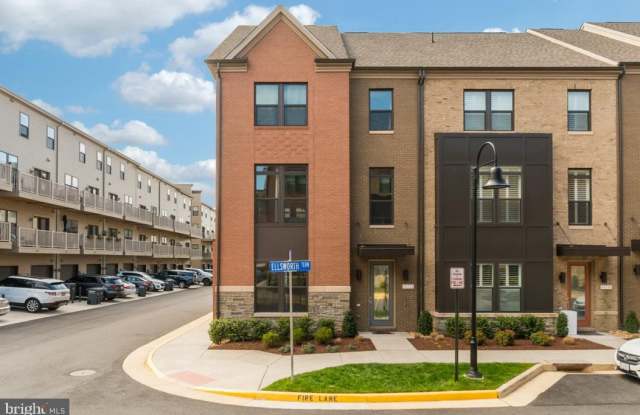 44721 ELLSWORTH TERRACE - 44721 Ellsworth Terrace, Ashburn, VA 20147
