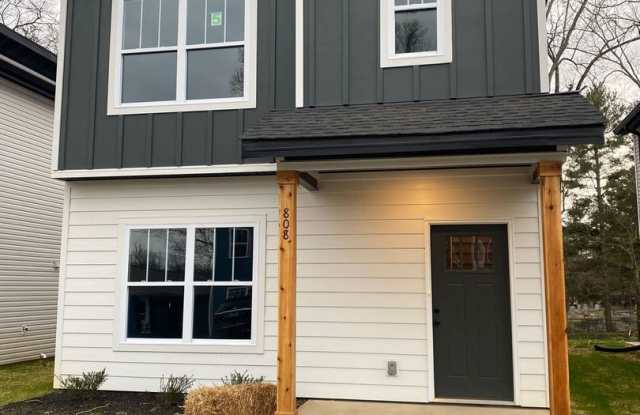 Available and Move-In Ready! photos photos