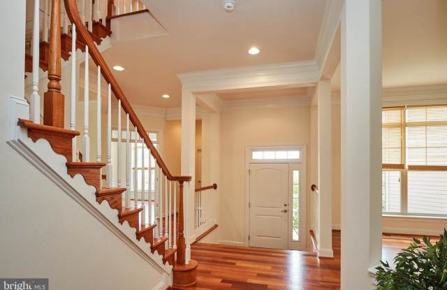 3315 PRESERVE OAKS CT Gallery 4