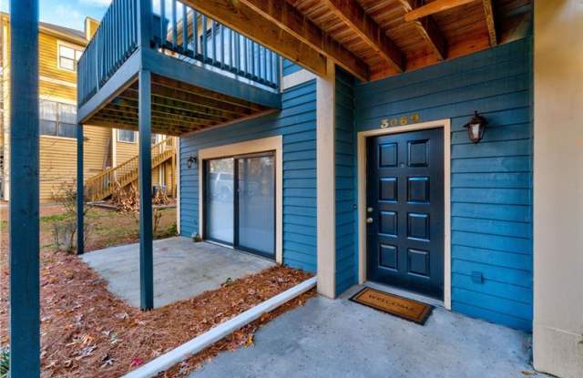 3069 Steeplechase Gallery 2