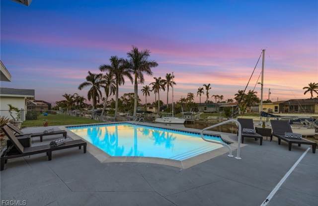 2823 SE 18th Avenue photos photos