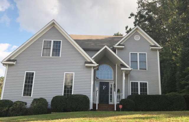 Beautiful and Spacious Rental in Bayhill Pointe Gallery 2