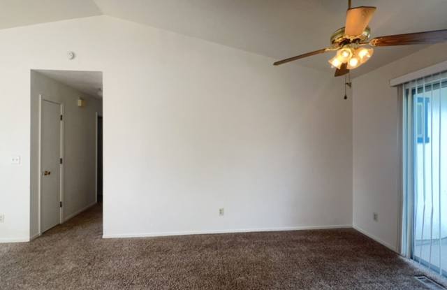 3/2/2 Home in Gardnerville Ranchos Gallery 3