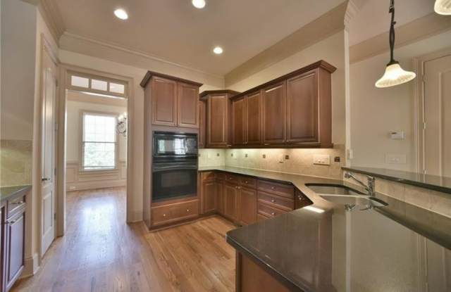 909 Persimmon Point Gallery 4