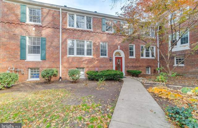 1800 KEY BOULEVARD - 1800 Key Boulevard, Arlington, VA 22201