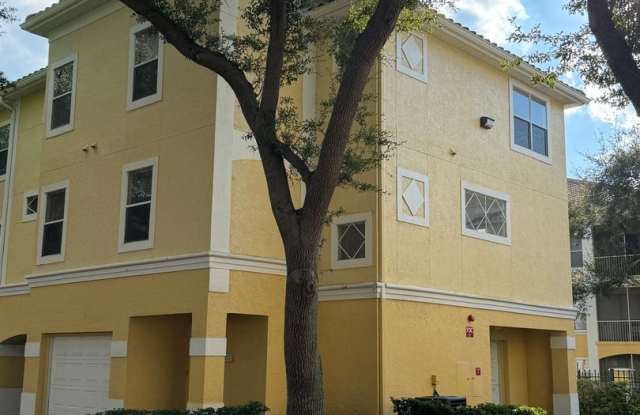 Rare 4/2 Corner Unit Townhome with 2-car Garage At The Visconti Condominiums photos photos Rare 4/2 Corner Unit Townhome with 2-car Garage At The Visconti Condominiums photos photos