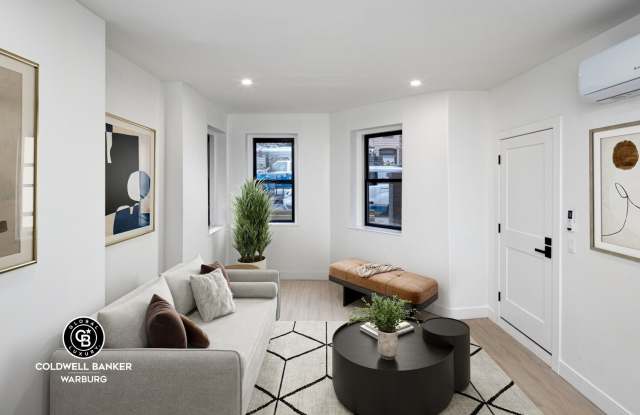 45 Cornelia Street photos photos
