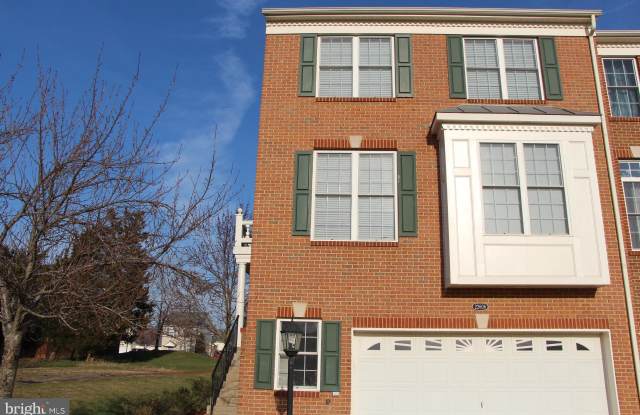 22606 SCATTERSVILLE GAP TERRACE - 22606 Scattersville Gap Terrace, Loudoun Valley Estates, VA 20148