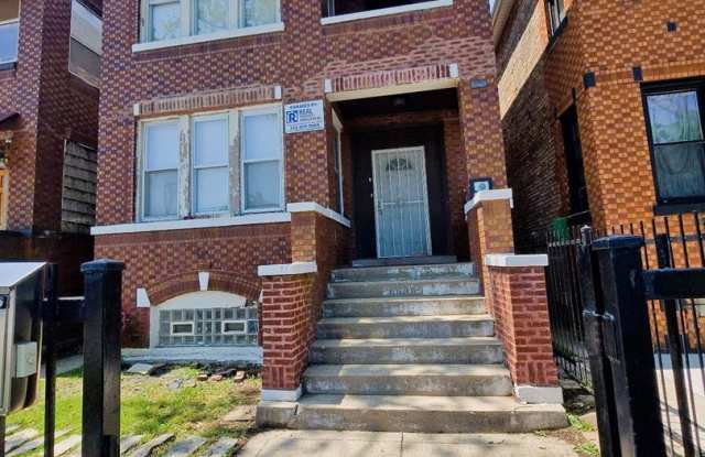 6838 S Maplewood Avenue, # 1 Chicago, IL 60629 photos photos